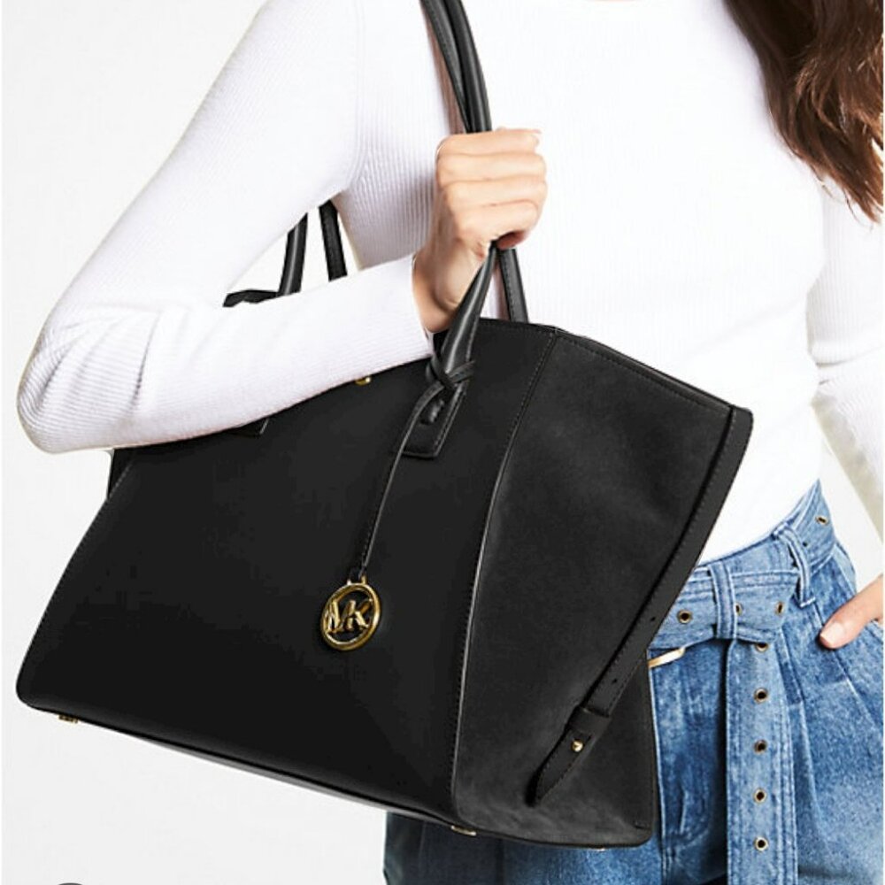 NWT Michael Kors XL Tote - Picture 2 of 11